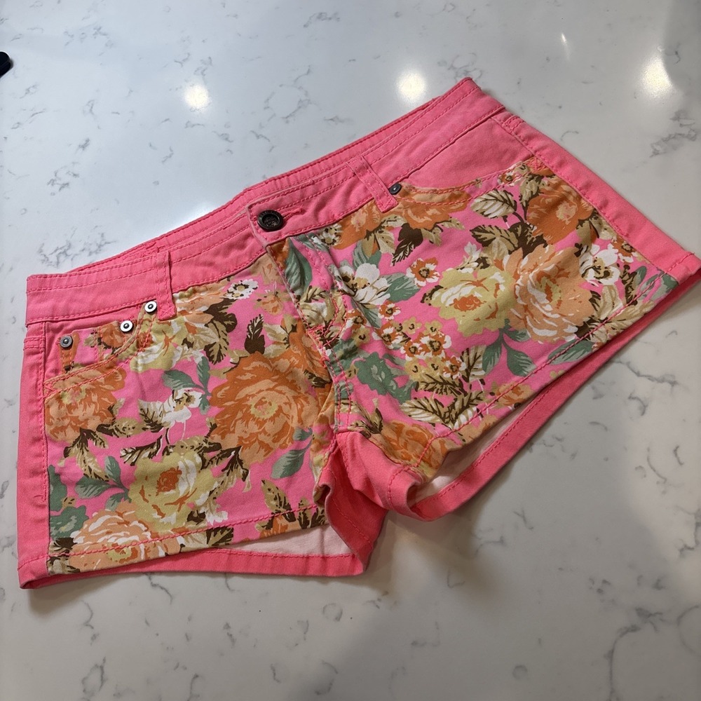 VTG Y2K 90s Short Booty Shorts 1st Kiss Neon Pink Floral SZ 6 30" Waist Retro